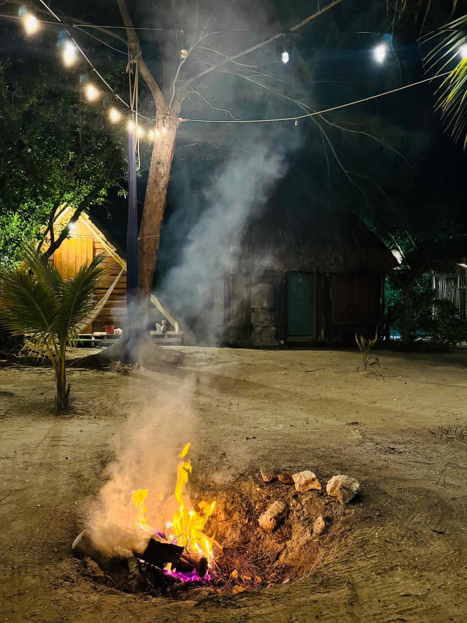 La Aldea Holbox Cabanas Y Camping Экстерьер фото