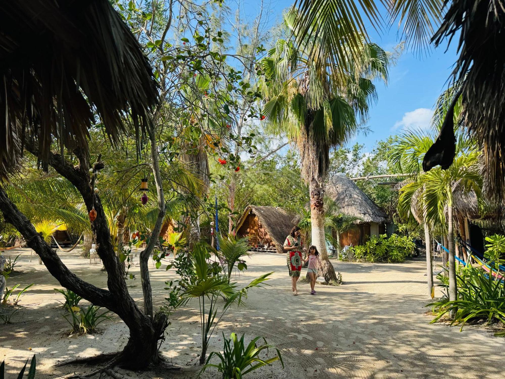La Aldea Holbox Cabanas Y Camping Экстерьер фото
